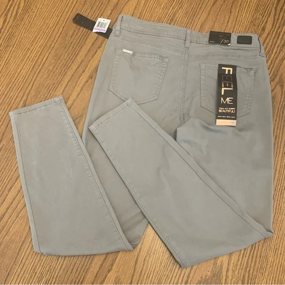 Celebrity Pink Size 11/30 Olive Color Jeans NWT - Picture 5 of 11